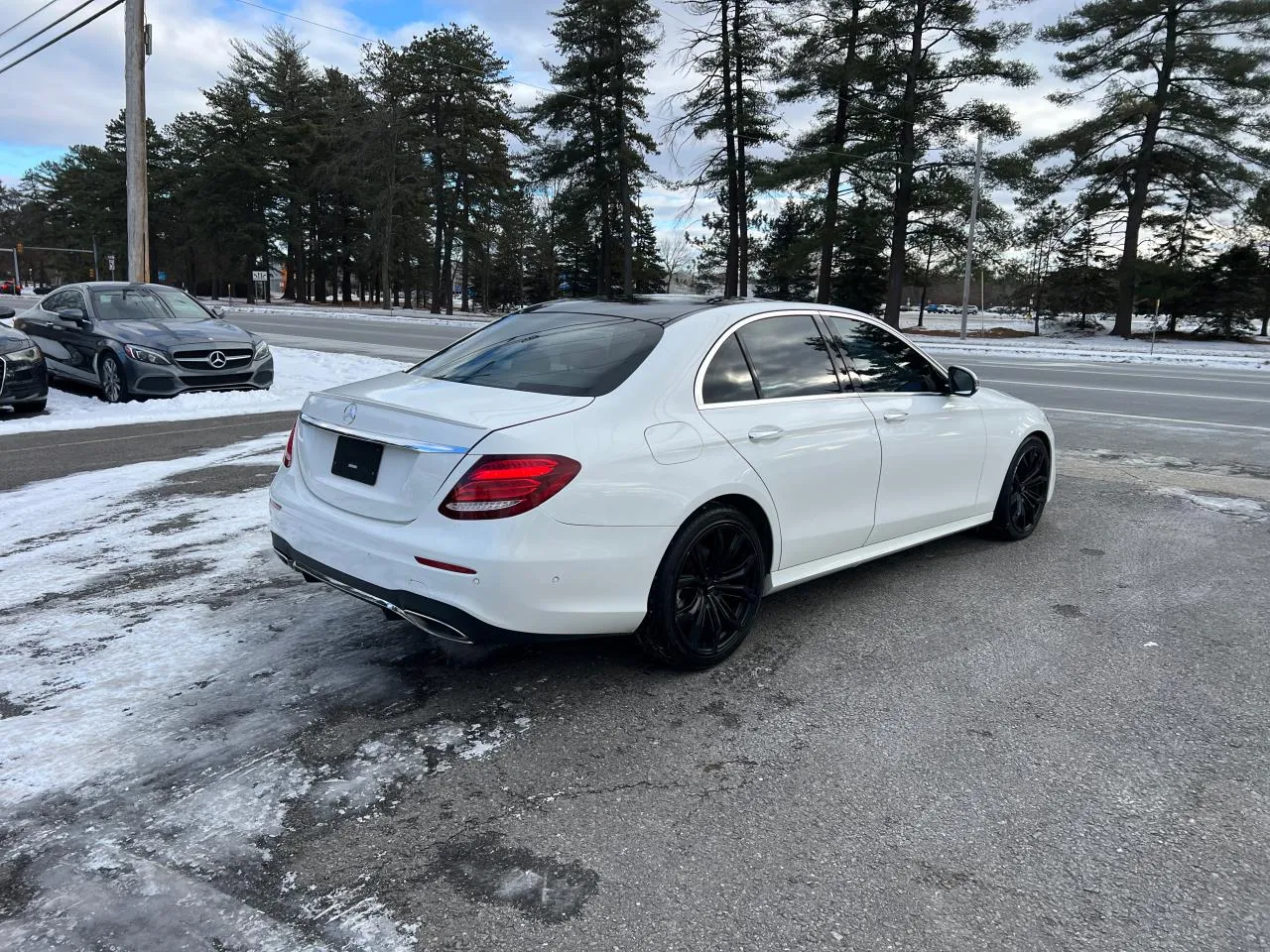 MERCEDES-BENZ E 300 4MATIC